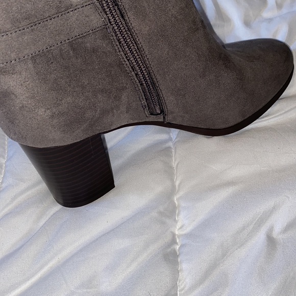 Giani Bernini Adonnys Gray Memory-Foam Dress Boots New - Picture 11 of 13